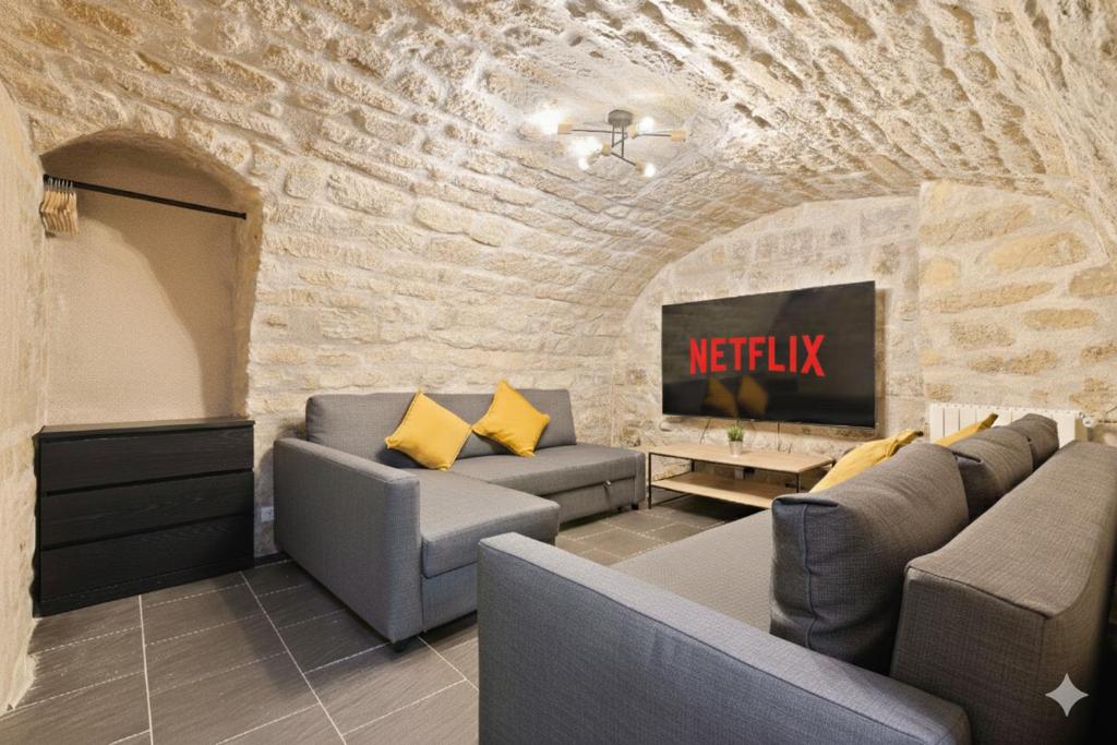 Splendid Apartment Quartier Palais Royal Free Netflix