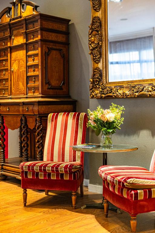 Hotel Claude Bernard Saint-Germain - Resim 30