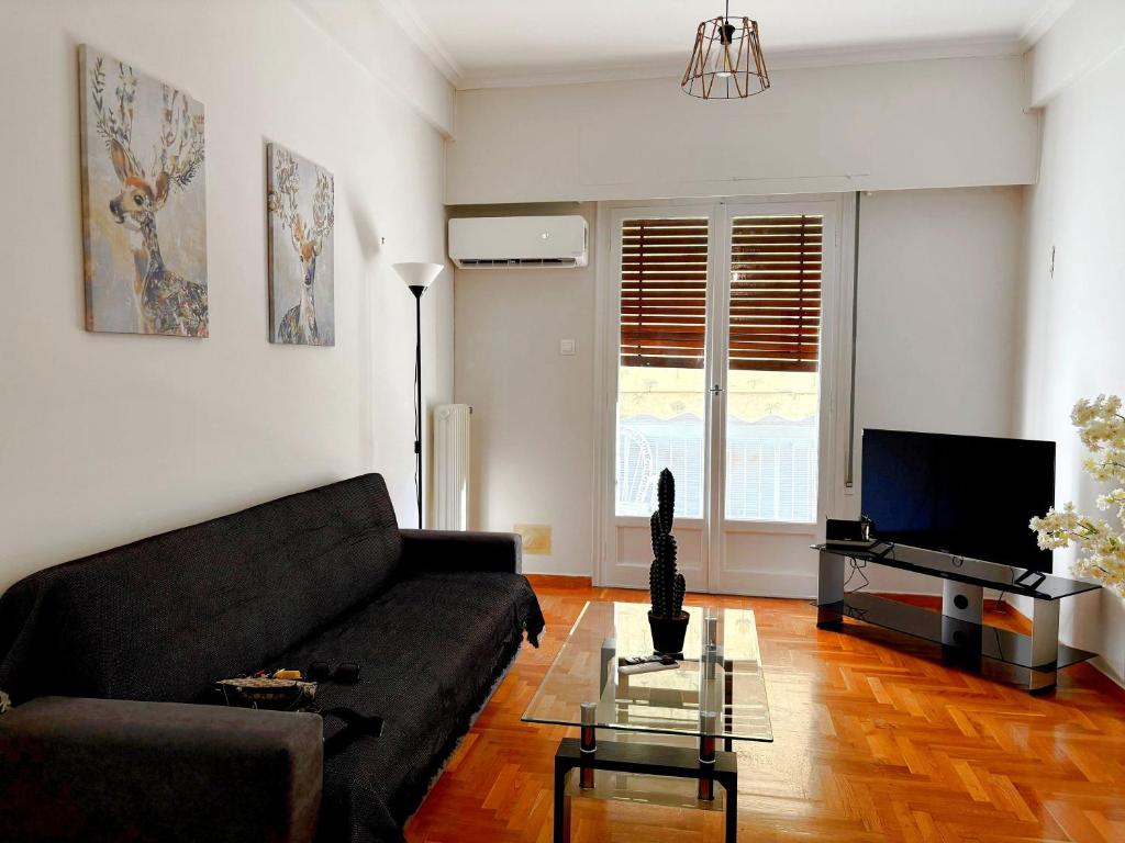 Two bedroom Apartment in Athens Center
