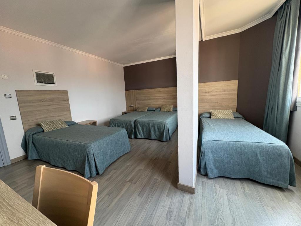 Ramblas Hotel - Resim 5