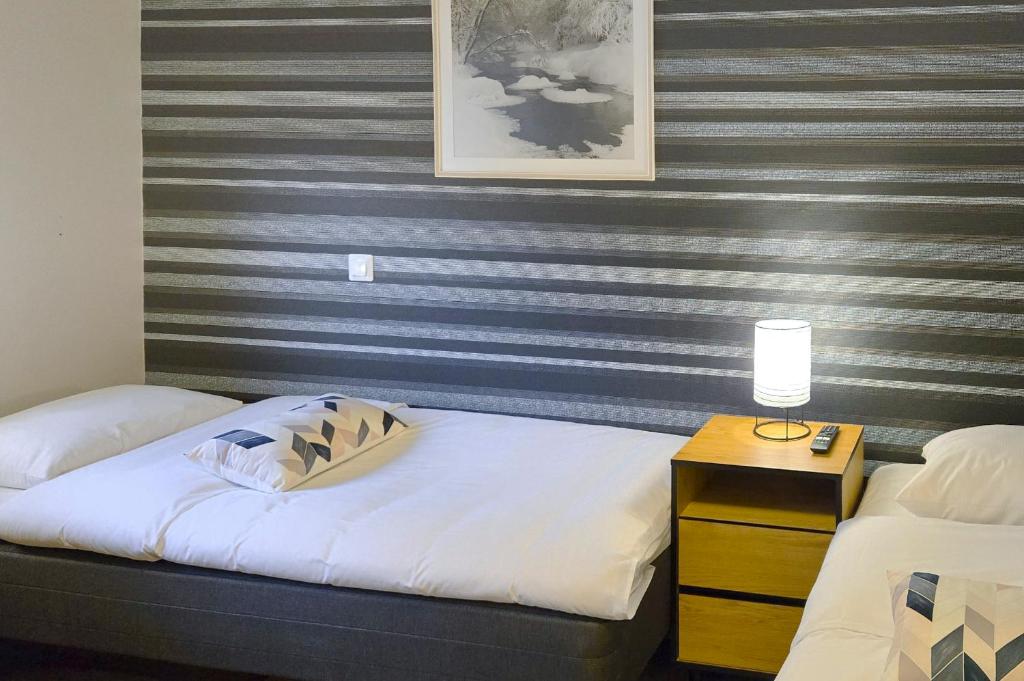 Hotel Ukkis & Safaris - A self-service hotel - Twin Room