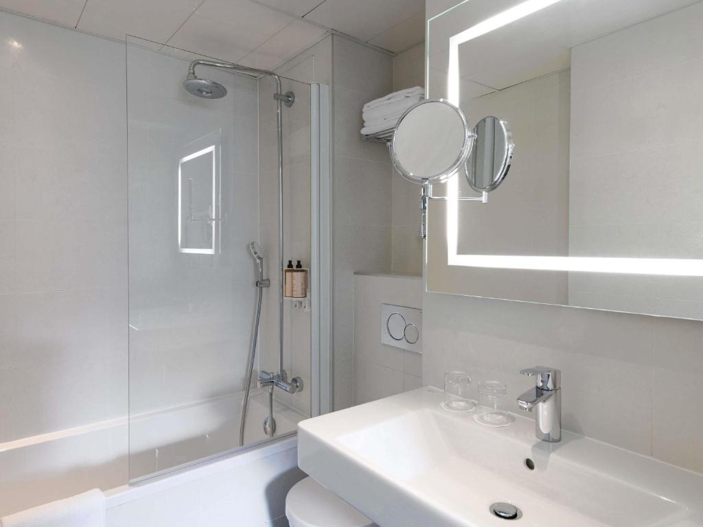 Mercure Paris Montparnasse Raspail - Resim 14