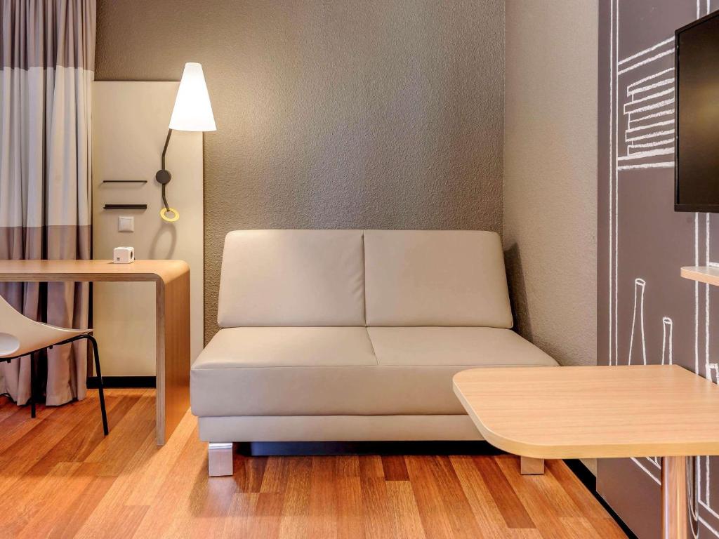 ibis Berlin Mitte - Resim 28