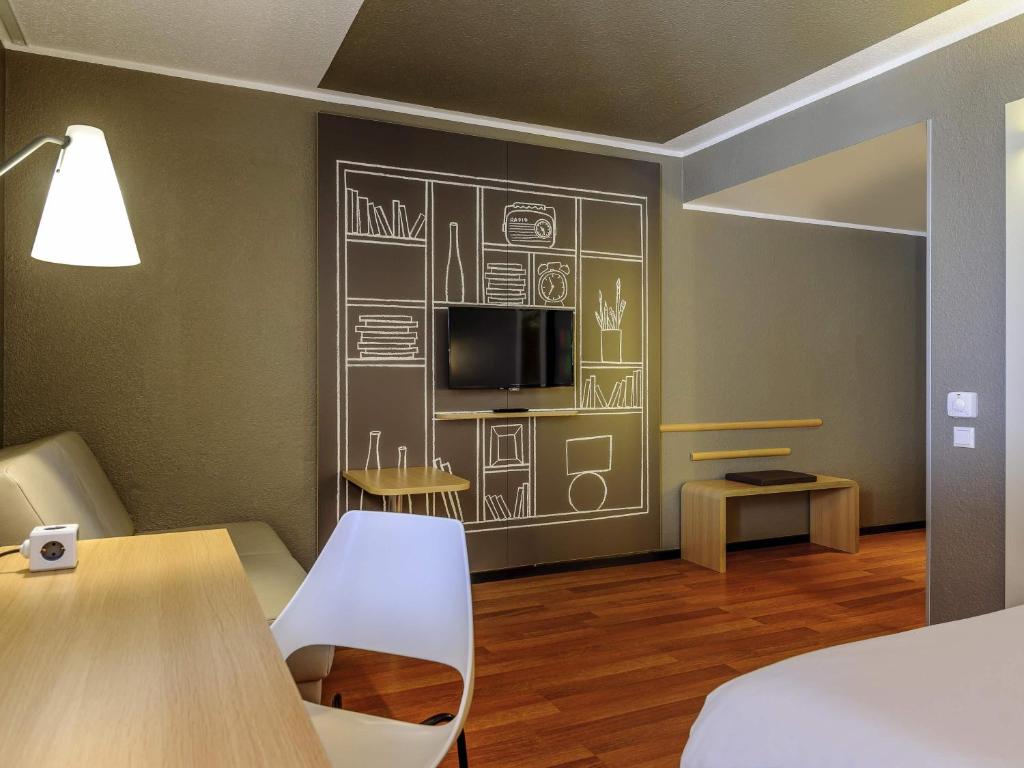 ibis Berlin Mitte - Resim 41