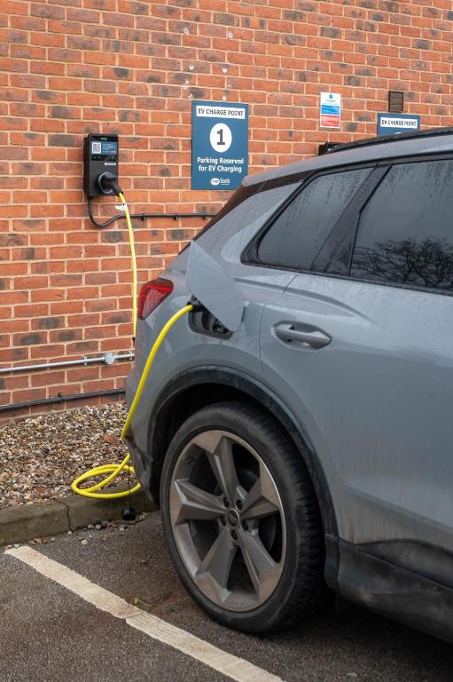 Stableside Hotel at York Racecourse - Resim 25