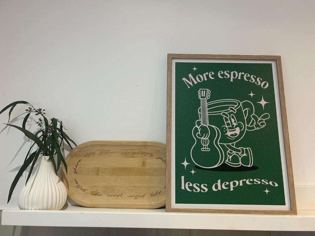 DawleyにあるModern 2 Bed Apartment With Free Parking And Netflixのギャラリーの写真