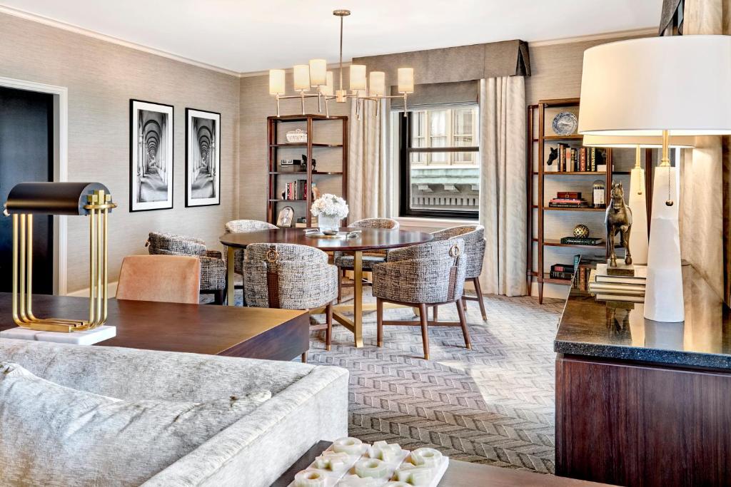 Boston Omni Parker House Hotel - 
