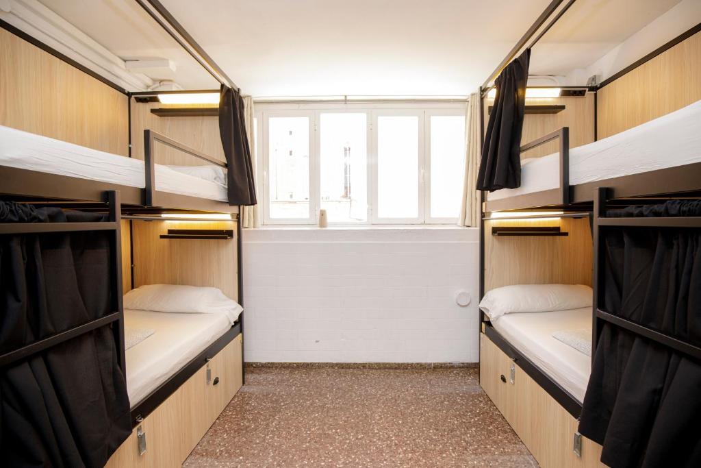 Onefam Les Corts - 17