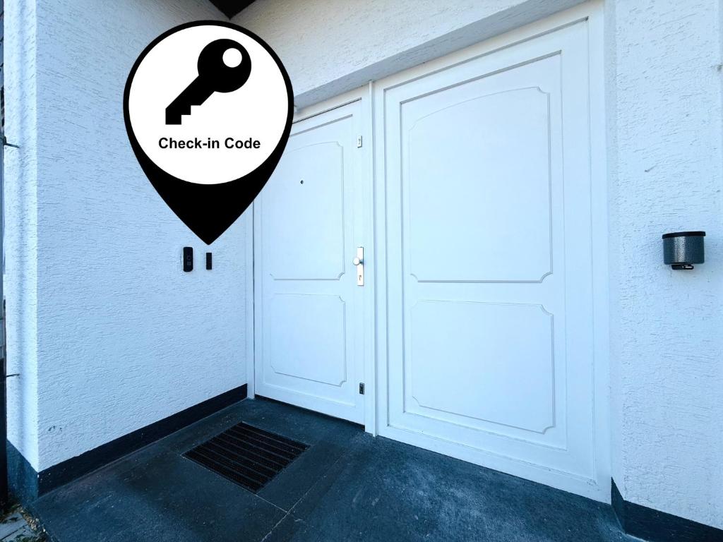 Emilbnb in der Monheimer Straße - Two-Bedroom Apartment