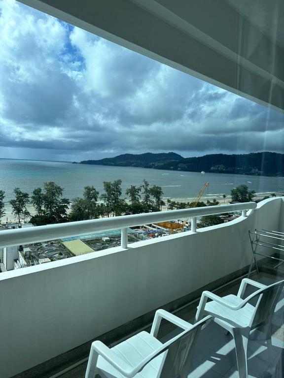 Patong Tower Apartments By PM - Resim 7