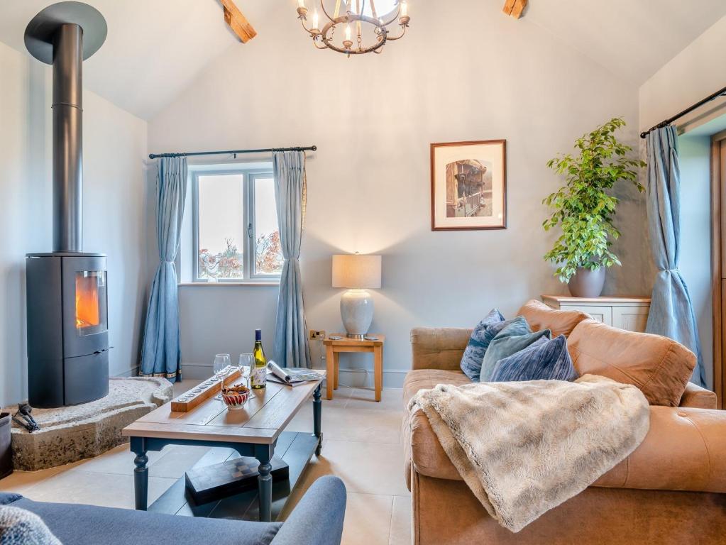 Χώρος καθιστικού στο 1 Bed in Cheltenham 95793