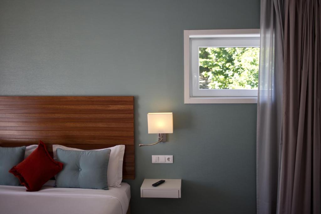 Hotel São Bento da Porta Aberta & Spa - Double Or Twin Room