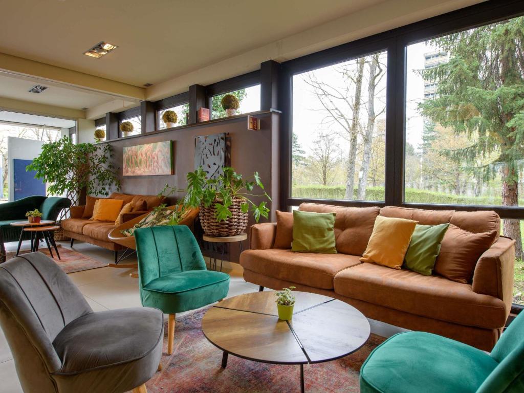 Novotel Nürnberg am Messezentrum - Resim 7