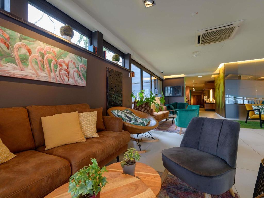 Novotel Nürnberg am Messezentrum - Resim 9