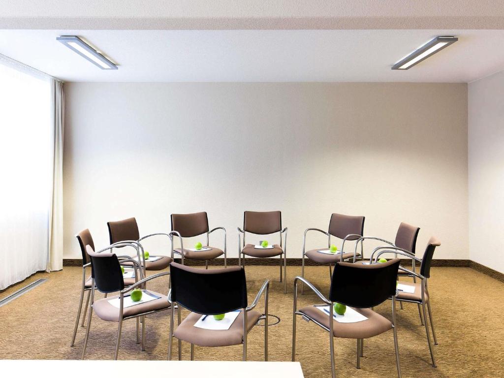 Novotel Nürnberg am Messezentrum - Resim 32