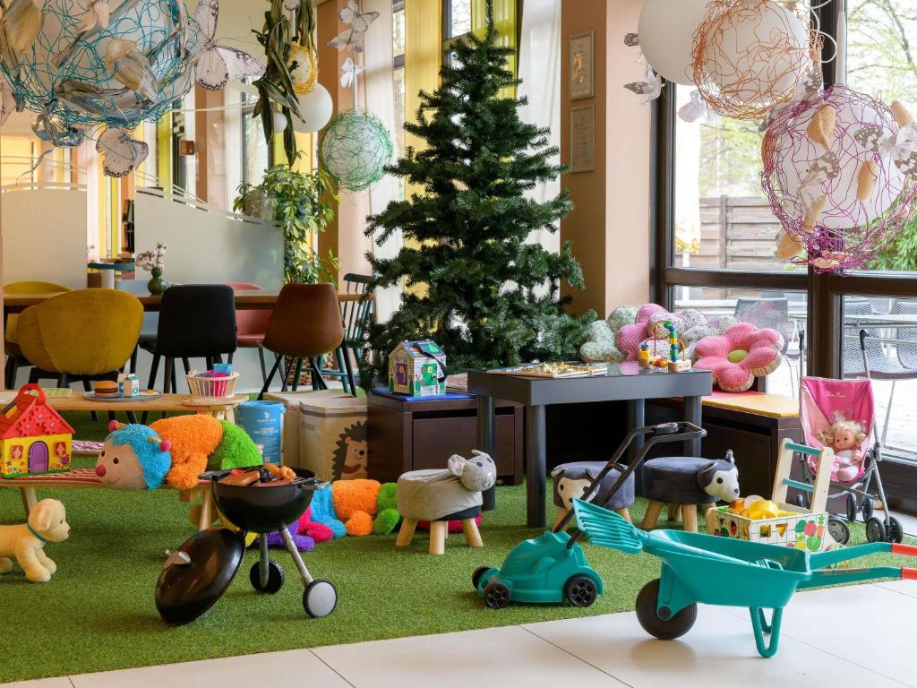 Novotel Nürnberg am Messezentrum - Resim 39