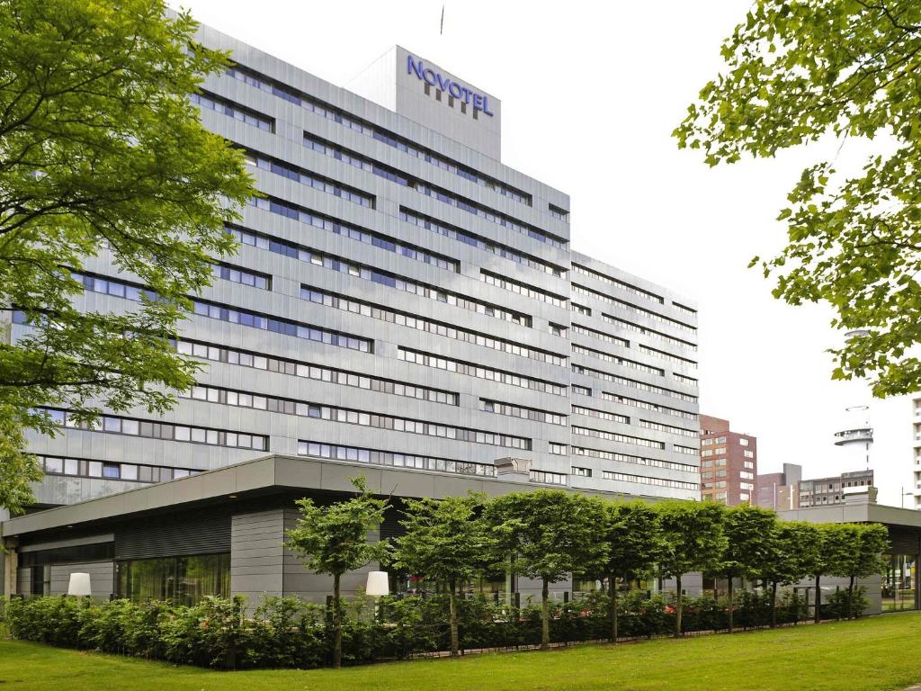 Novotel Amsterdam City - Resim 1