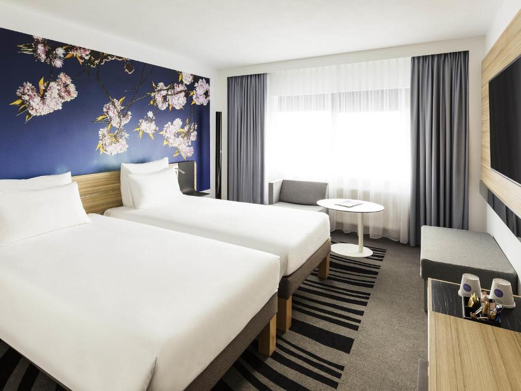 Novotel Amsterdam City - Resim 11