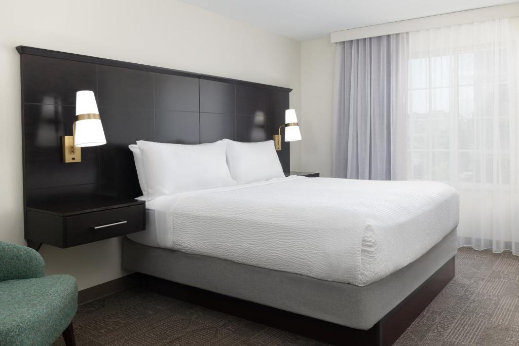 Staybridge Suites Denver - Central Park by IHG - Suite De Dos Dormitorios
