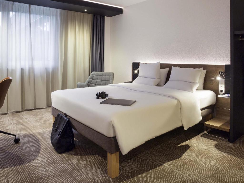 Novotel Lausanne Bussigny - Resim 13