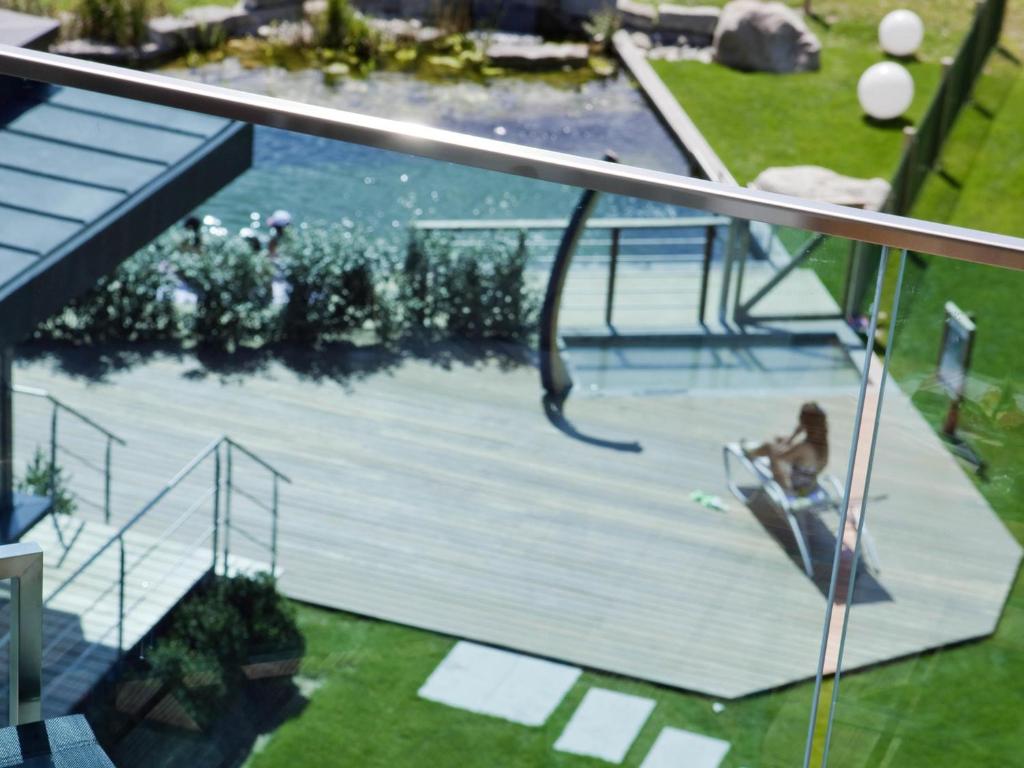 
MyRoom by Nicolas &amp; Joao: Rock N'Room / Executi ve Business Room
