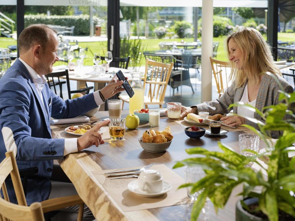 Novotel Lausanne Bussigny - Resim 29