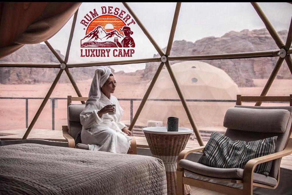 Φωτογραφία από το άλμπουμ του DESERT LUXURY CAMp & BUBBLES ROOM σε Ουάντι Ραμ