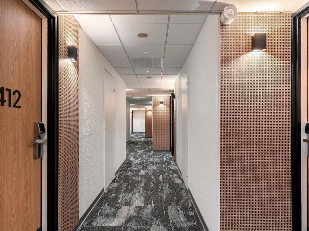 ibis Nice Aéroport Promenade des Anglais - Resim 24