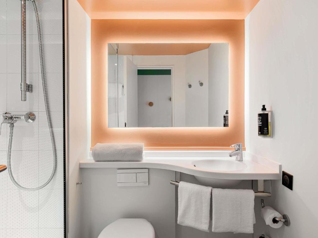 ibis Nice Aéroport Promenade des Anglais - Resim 23