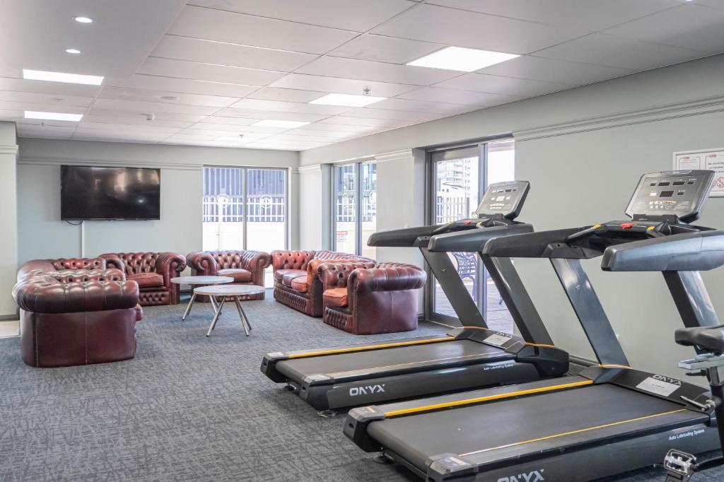 Shafston Service Apartment - Resim 5