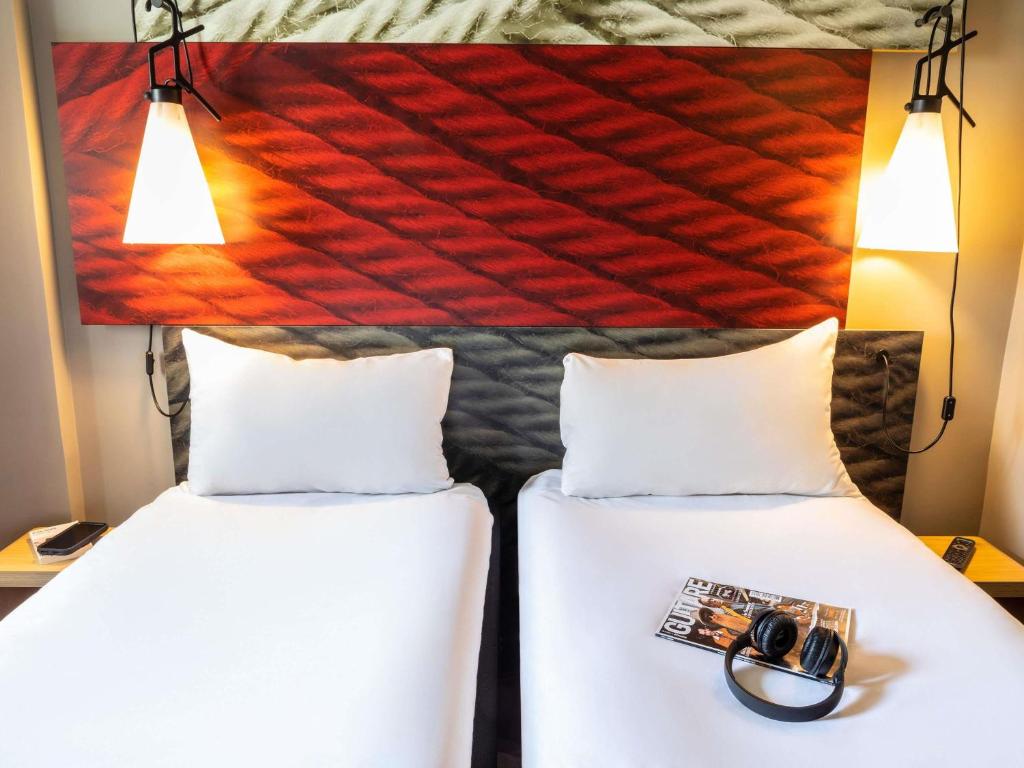 ibis Paris Gare du Nord La Fayette - Resim 17