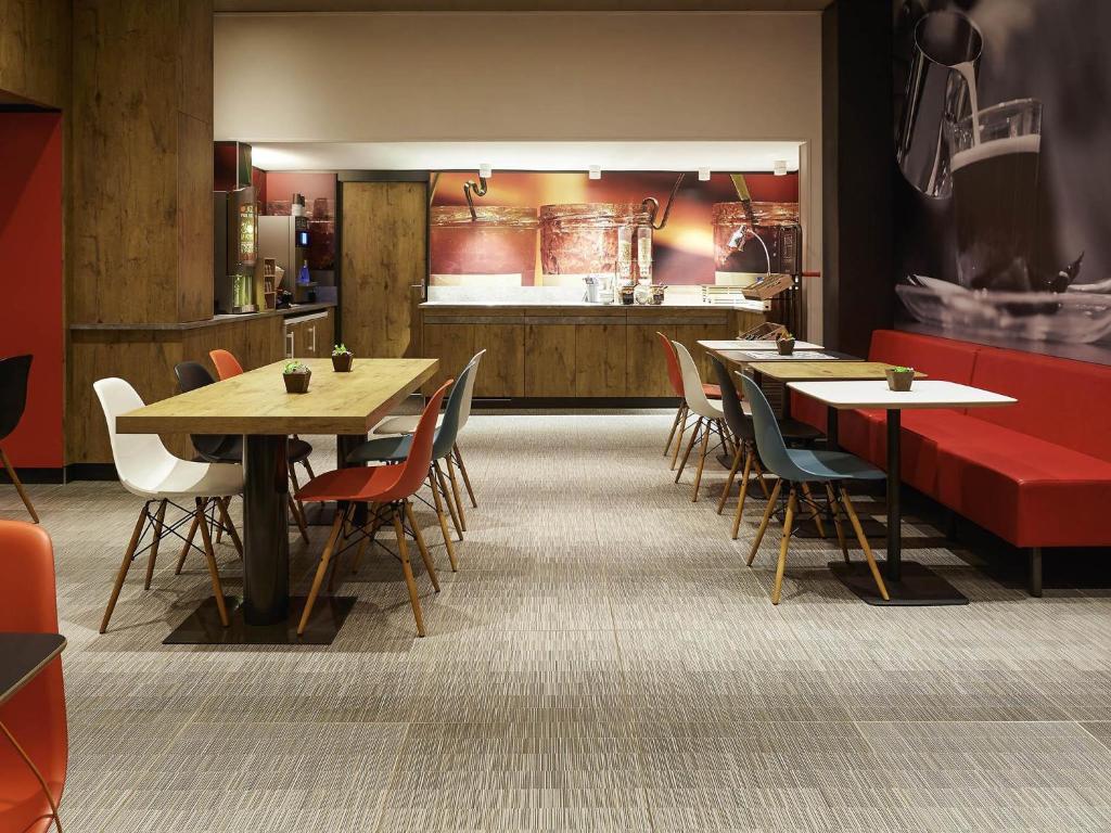 ibis Paris Canal Saint Martin - Resim 30