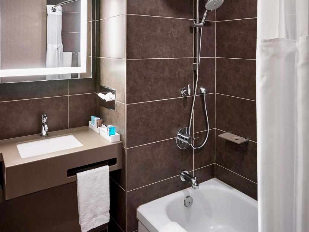 Novotel Toronto North York - Resim 27