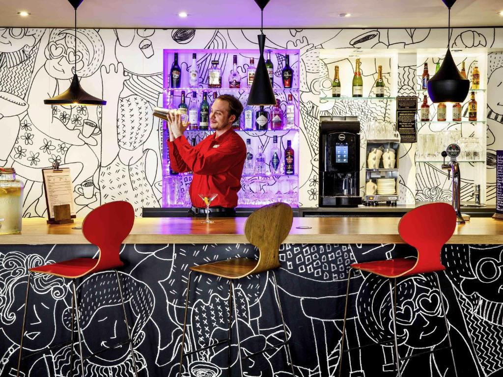 ibis London Greenwich - Resim 42