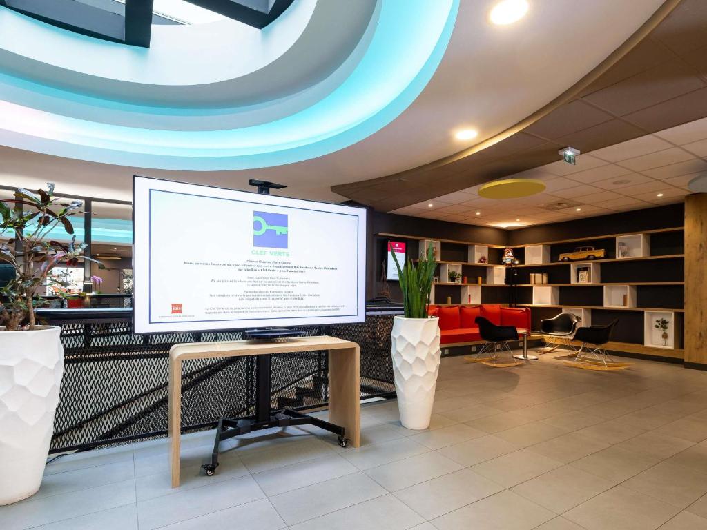 ibis Bordeaux Centre Meriadeck - Resim 12
