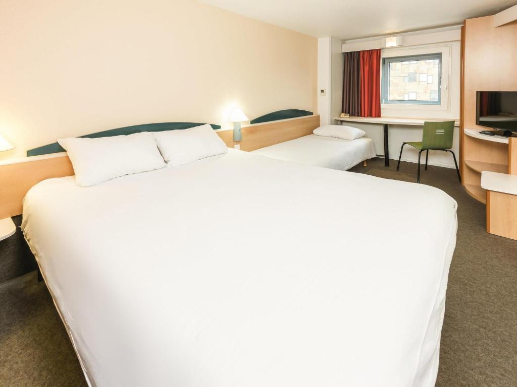 ibis Bordeaux Centre Meriadeck - Resim 15