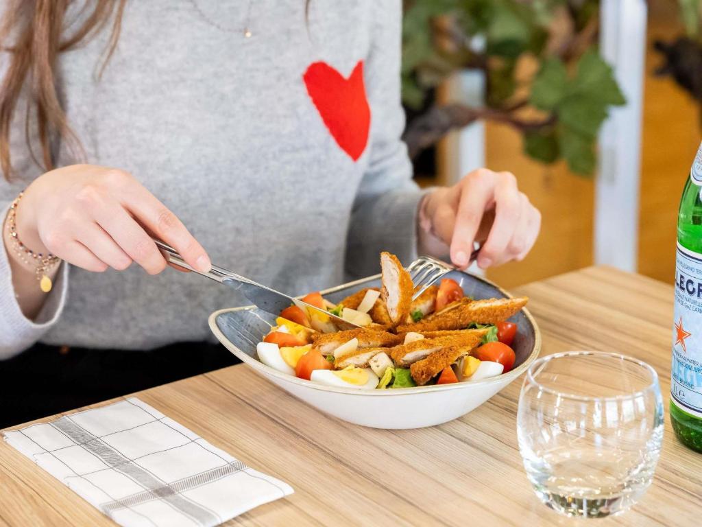 ibis Bordeaux Centre Meriadeck - Resim 45