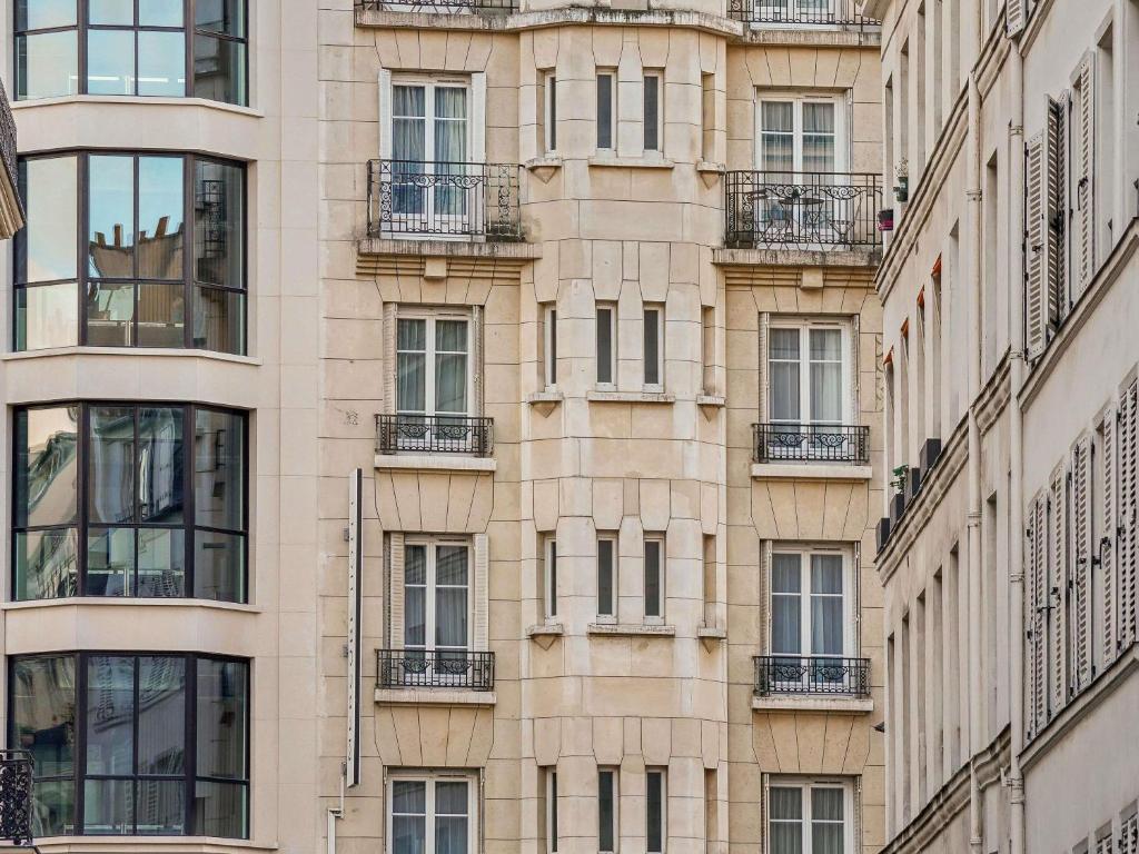 Mercure Paris Opéra Faubourg Montmartre - Resim 8