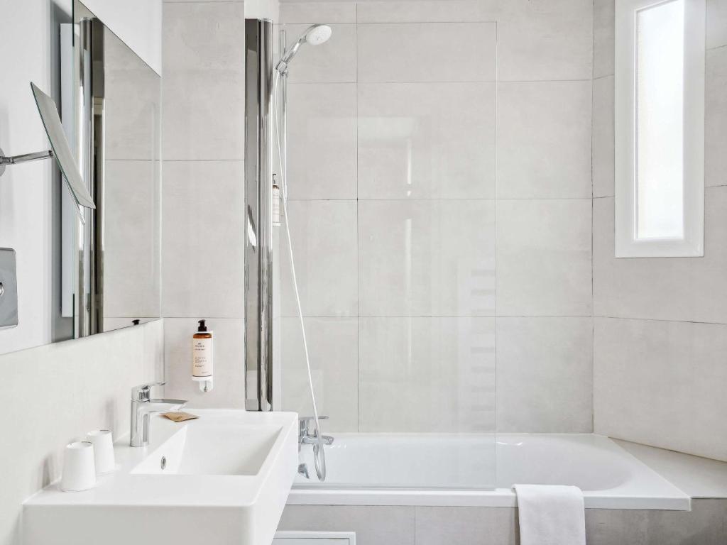 Mercure Paris Opéra Faubourg Montmartre - Resim 32