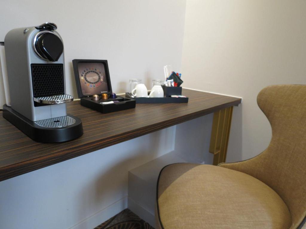 Mercure Paris Opéra Faubourg Montmartre - Resim 22