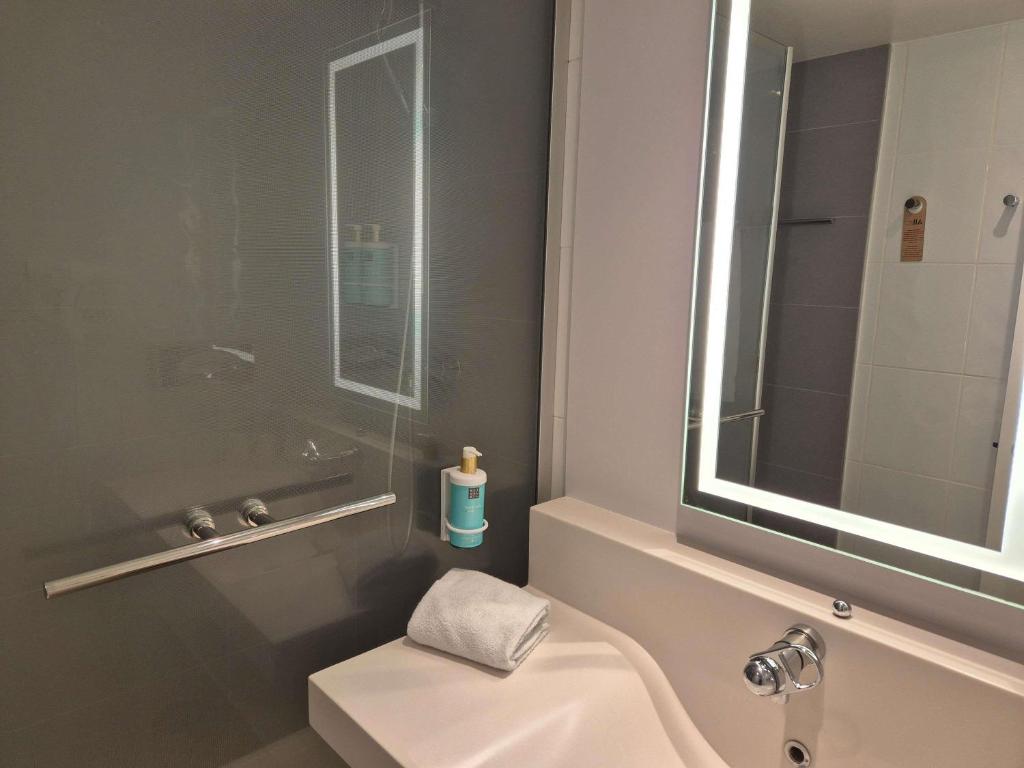 Novotel Bordeaux Centre Ville - Resim 19