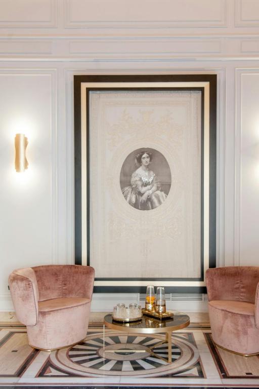 Eugenia de Montijo, Autograph Collection - 16