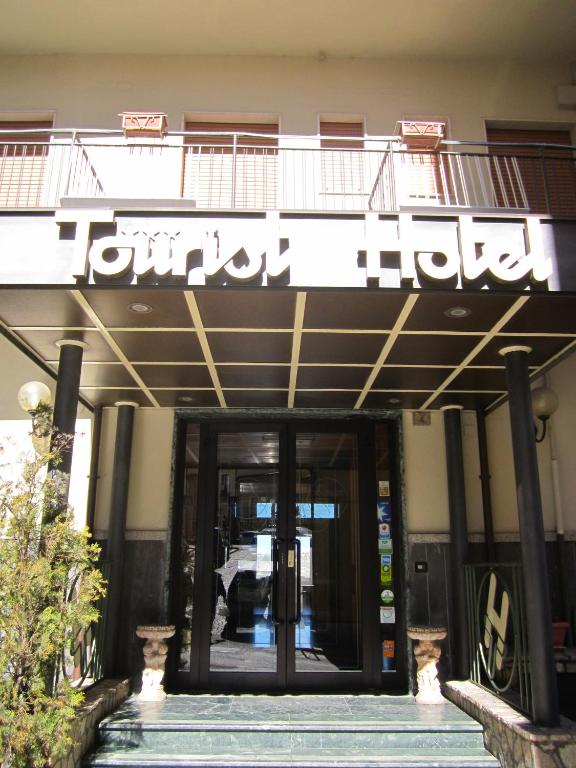 Exteriér nebo vchod ubytování Tourist Hotel