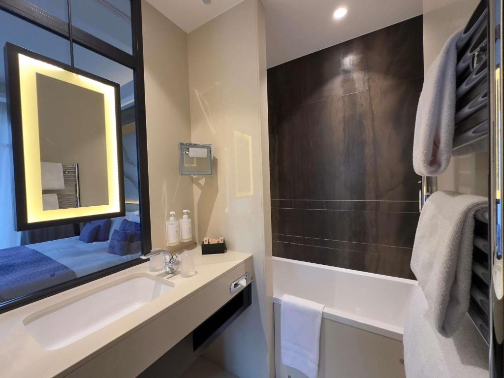 Grand Hôtel La Cloche Dijon - MGallery Collection - Resim 24