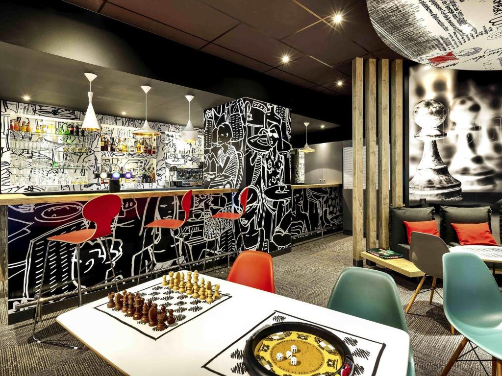 Ποτά στο ibis Poitiers Site du Futuroscope