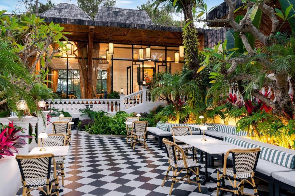 Phoenix Moc Chau Resort