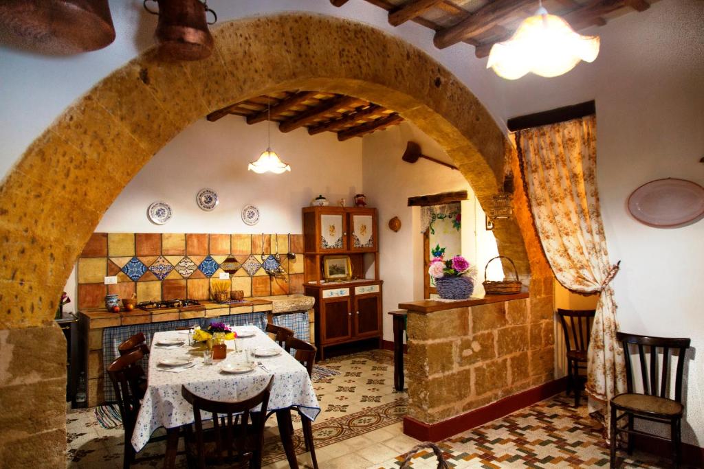 Restaurace v ubytování Baglio Trinacria