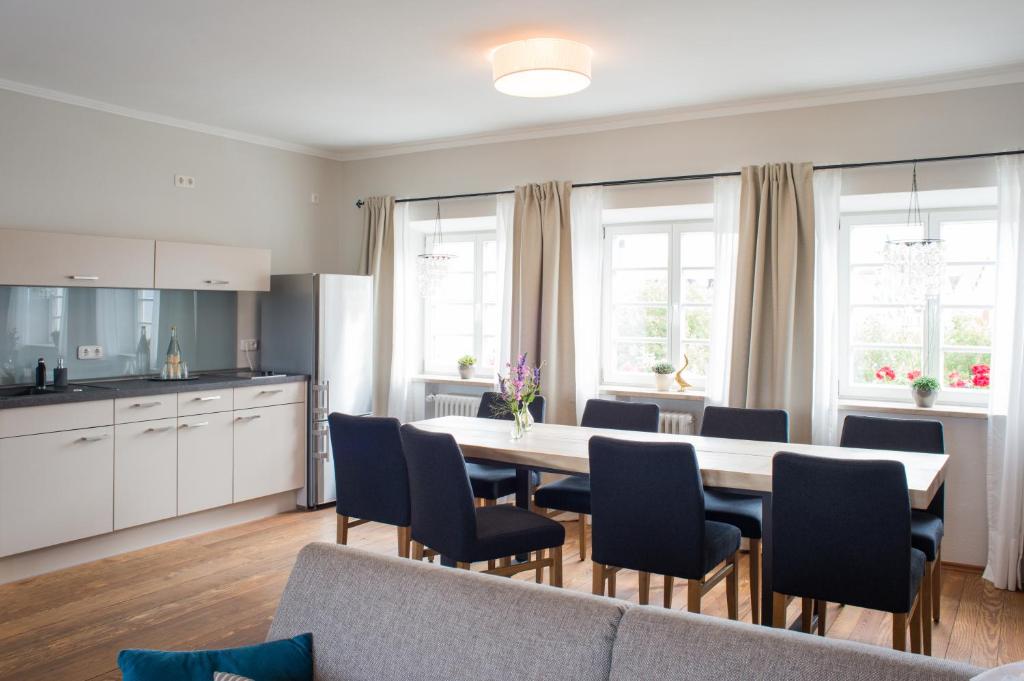 Kuchyň nebo kuchyňský kout v ubytování Wailtl Hotel