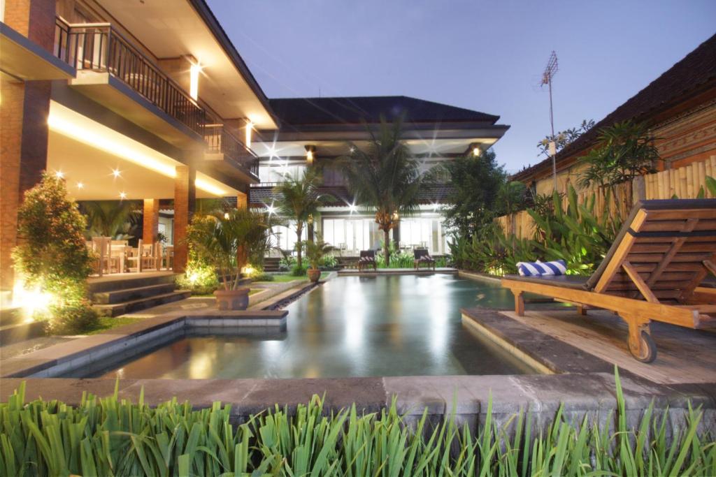 Bazén v ubytování Batu Empug Ubud by Mahaputra nebo v jeho okolí