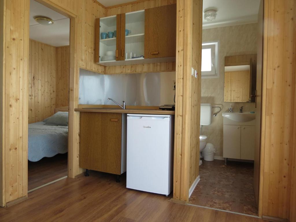 Kuchyňa alebo kuchynka v ubytovaní Campsite Kaya